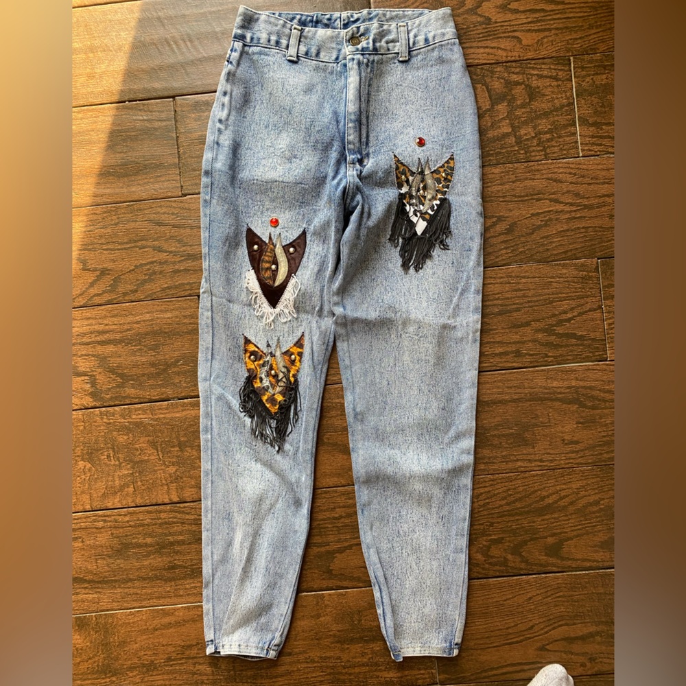 Jeans with patches